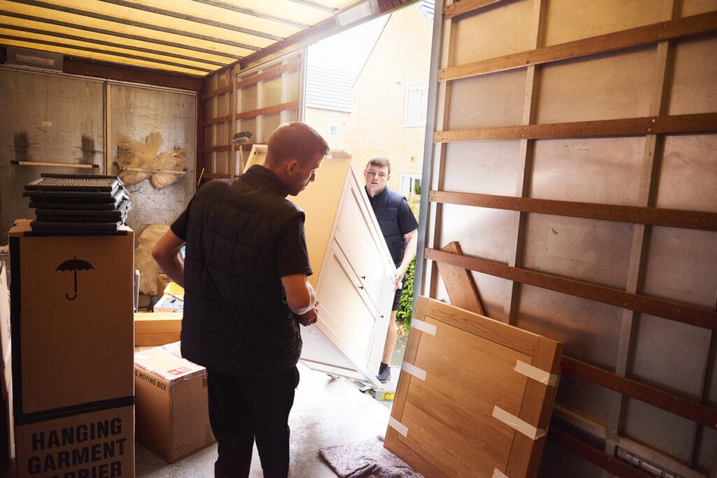 Home Removals Bracknell | MD Movers